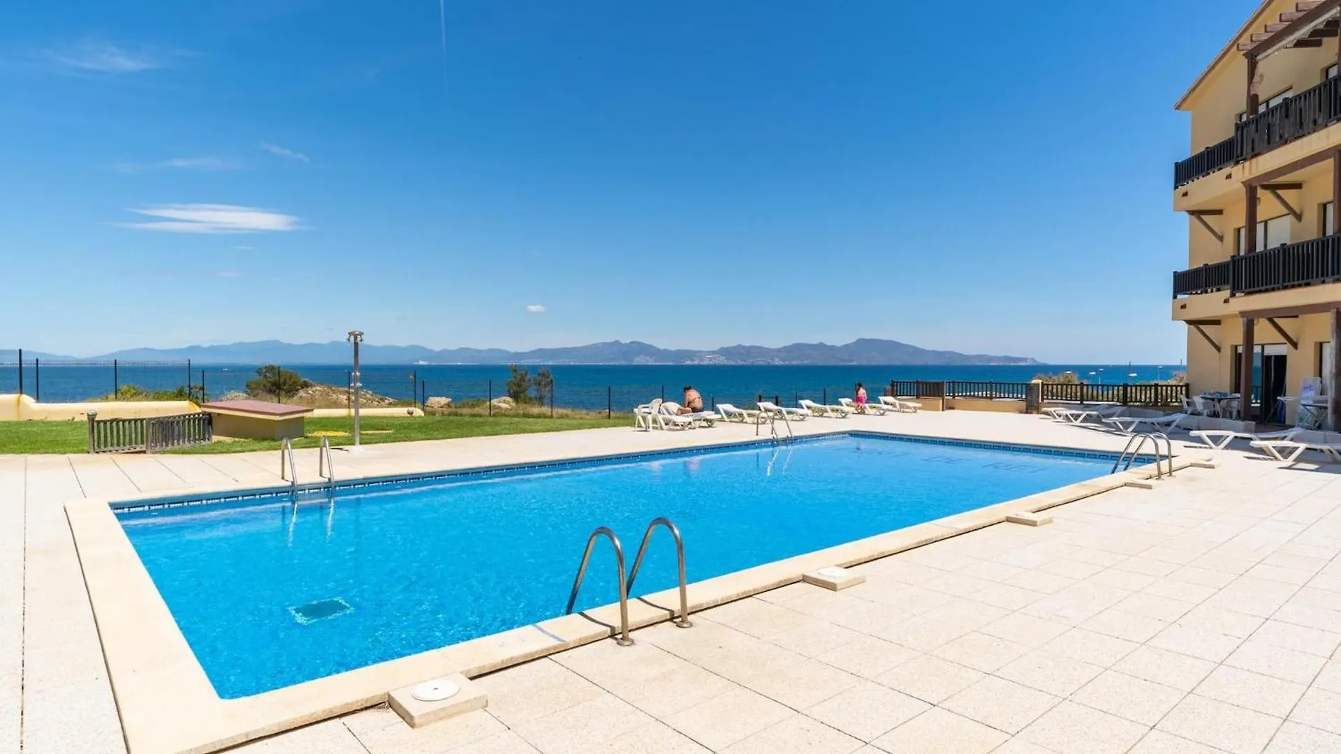 Apartment Near Illa Mateua Beach L' Escala Spanyolország